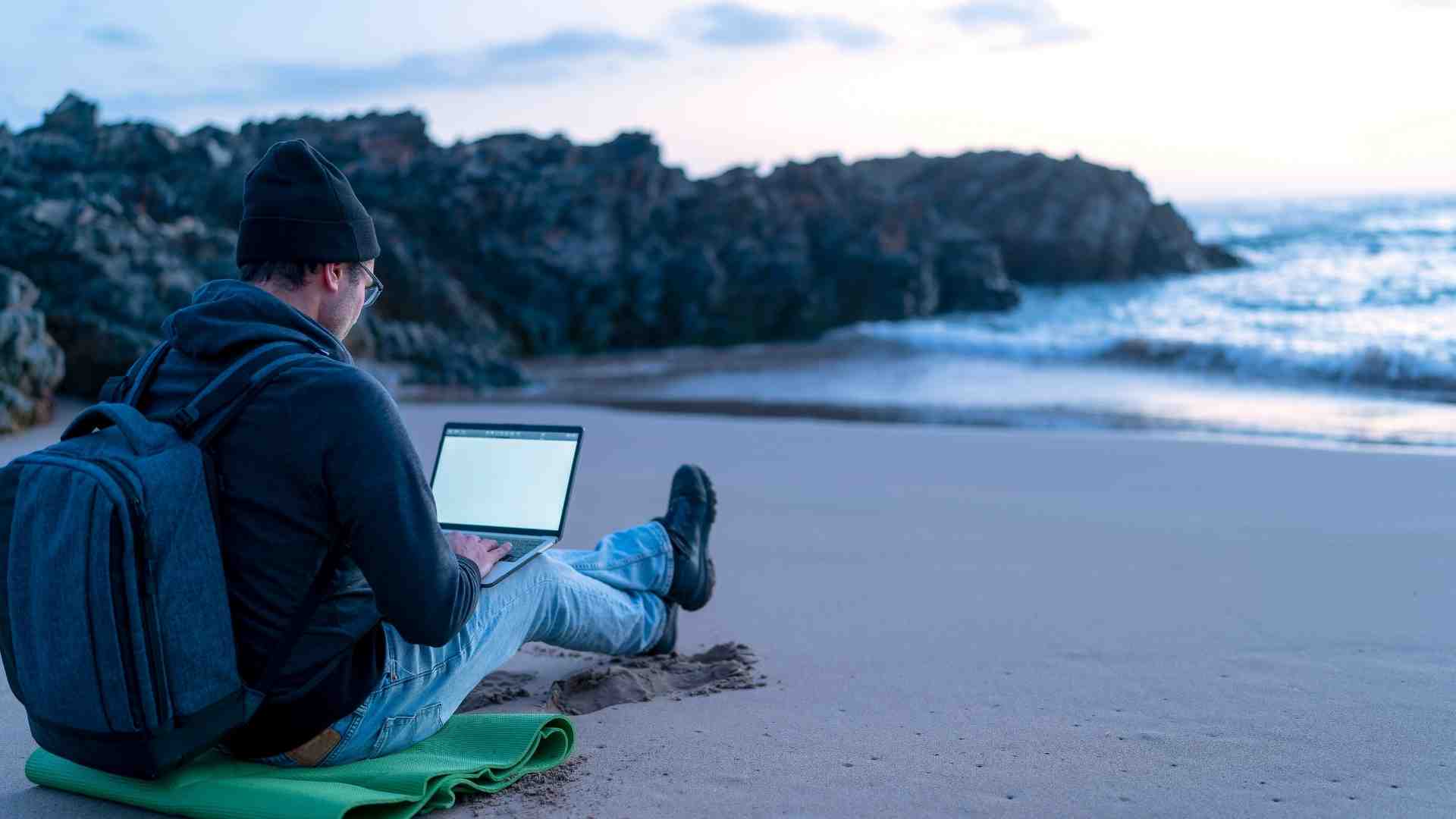 Gözünüz Arkada Kalmasın: Yolda Yaşamak ve Eşya Depolama